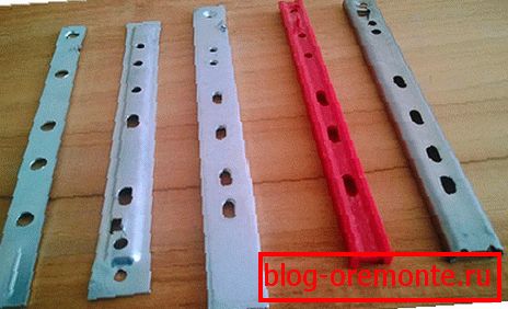 Snake for mounting strap